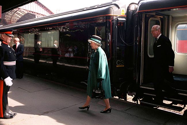 the queen and prince philip royal train