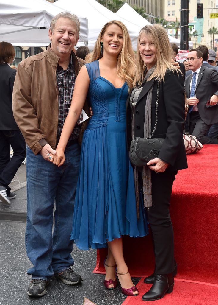 Blake Lively with her father Ernie Lively and mother Elaine Lively attend the ceremony honoring Ryan Reynolds with a Star on the Hollywood Walk of Fame on December 15, 2016 in Hollywood, California.  (Photo by Axelle/Bauer-Griffin/FilmMagic)