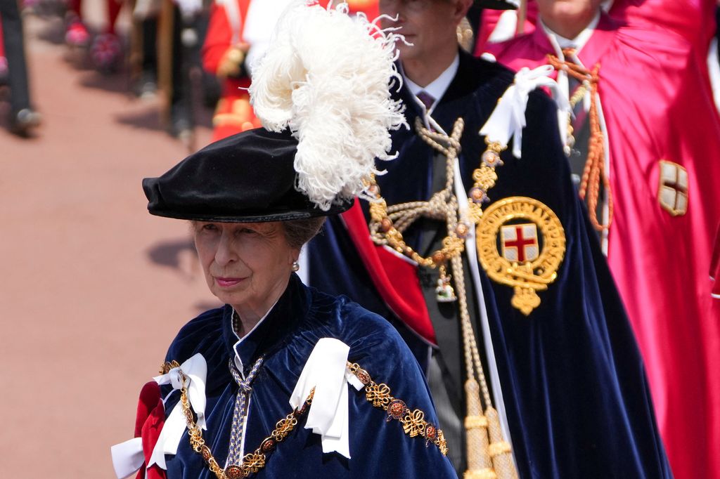 Princesa Ana en una secuencia de servicio de liga en Windsor Castle