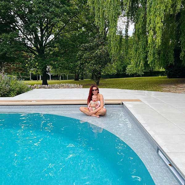 stacey solomon swimming pool pickle cottage