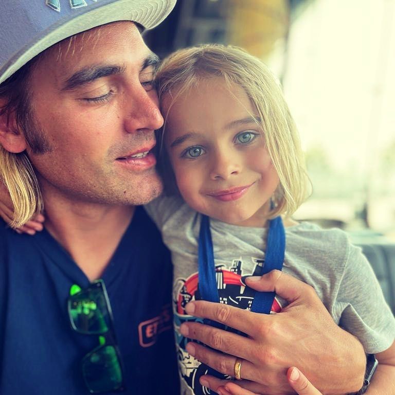 Charlie Simpson with his son Jago cuddling for a selfie