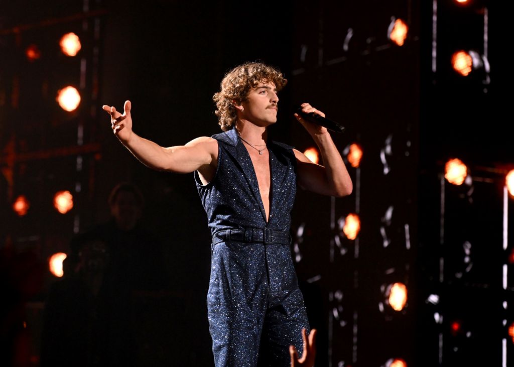 Benson Boone performs on stage during the 2024 MTV Video Music Awards 