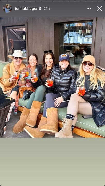 Jenna Bush Hager posed with her girlfriends