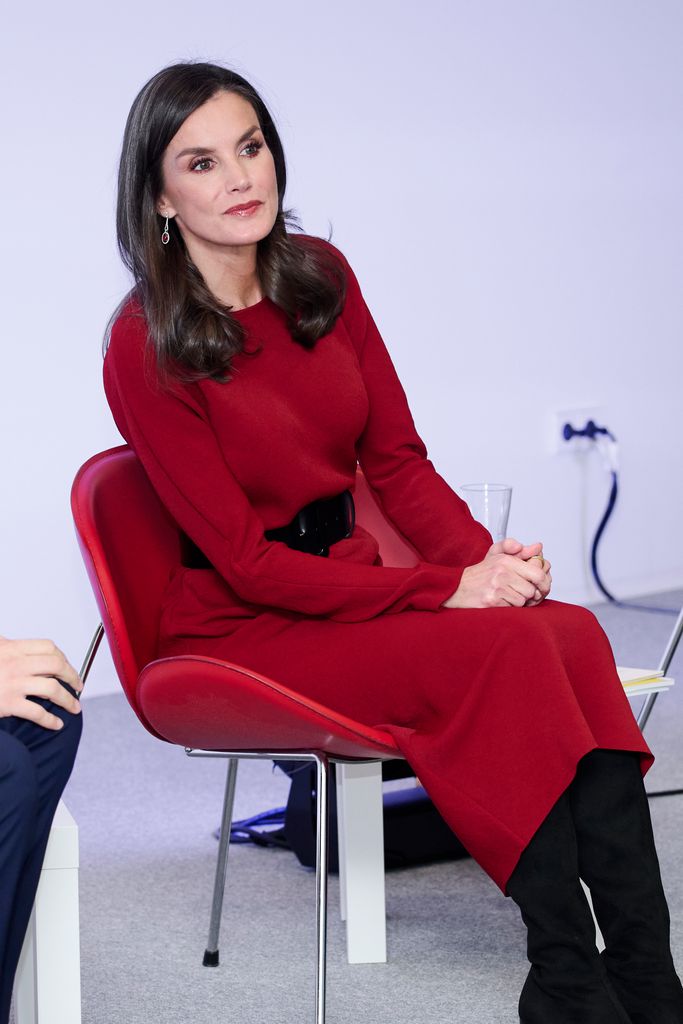 Queen Letizia in red dress with trendy knee-high boots
