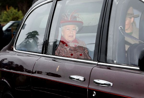the queen tweed coat