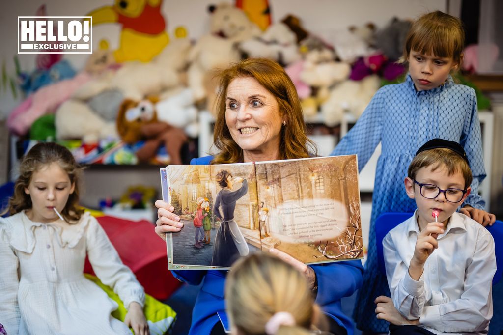 Sarah Ferguson reading book to children at Tikva in Bucharest