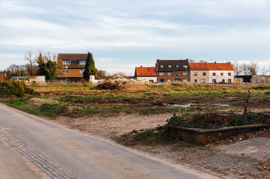 Kerpen-Manheim lies now mostly demolished