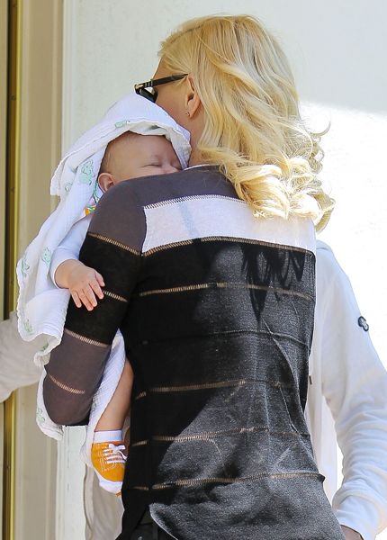 Gwen Stefani and baby Apollo