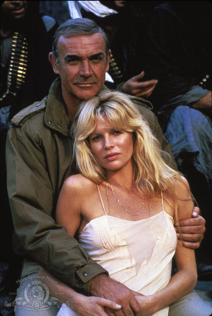 Sean Connery and Kim Basinger in Never Say Never Again