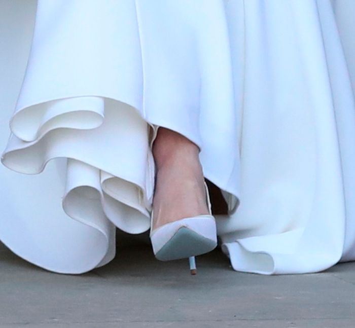 meghan wedding heels