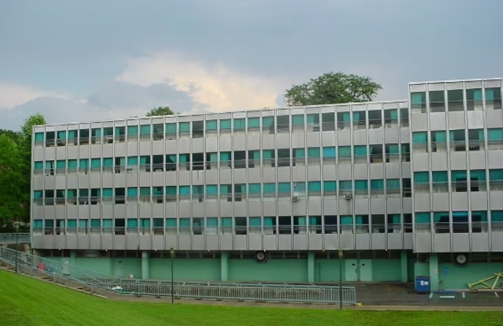 Carnegie Mellon's simple dorms