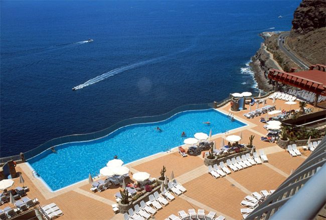 Gloria Palace
