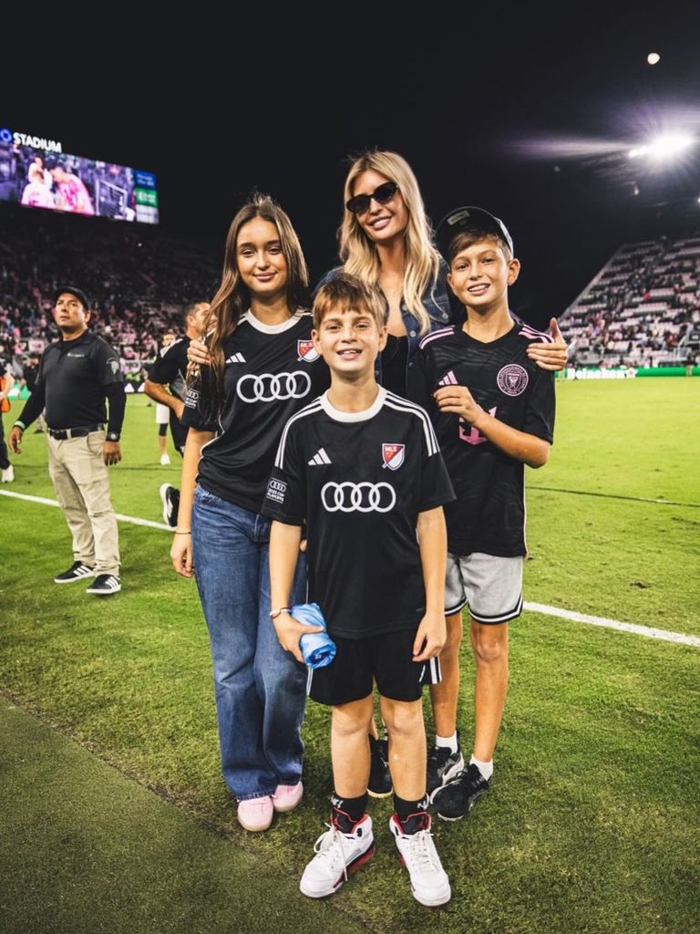 Ivanka Trump poses with her three kids on football pitch