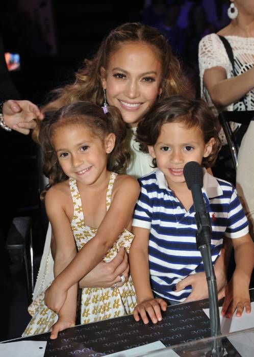 jennifer lopez twins