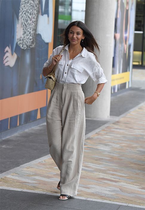 Michelle Keegan just styled her classic white linen shirt in the BEST ...
