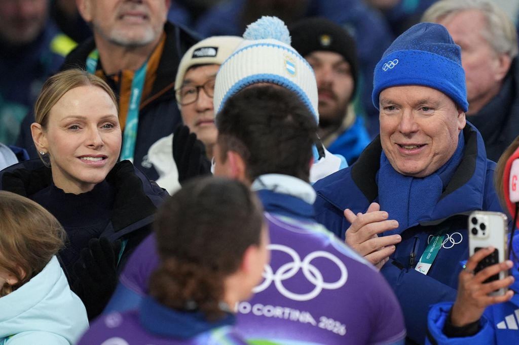 La princesse Charlene et le prince Albert à l'équipe mixte de skeleton au centre de glisse de Cortina aux Jeux olympiques d'hiver de Milan Cortina 2026, à Cortina