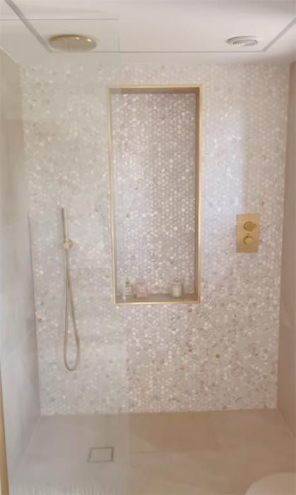 Stacey Solomon mermaid bathroom shower