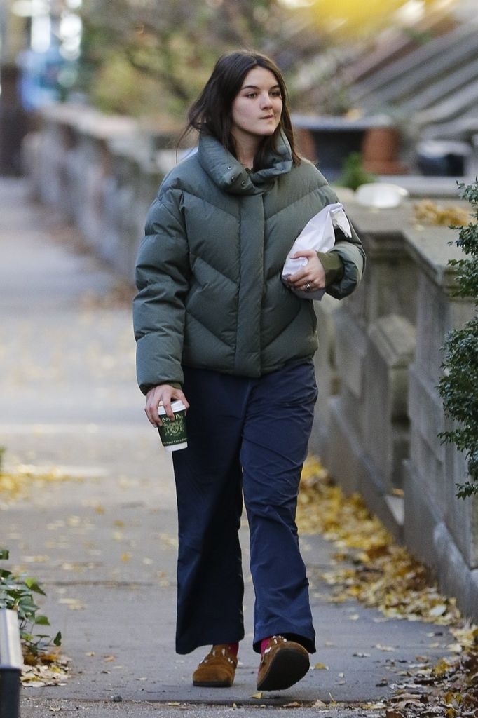 Suri took a stroll through New York while visiting her mom