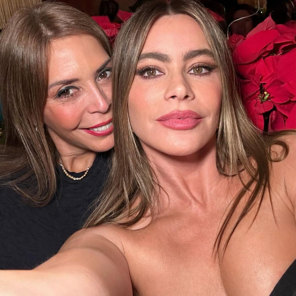 Sofia in a selfie with a friend