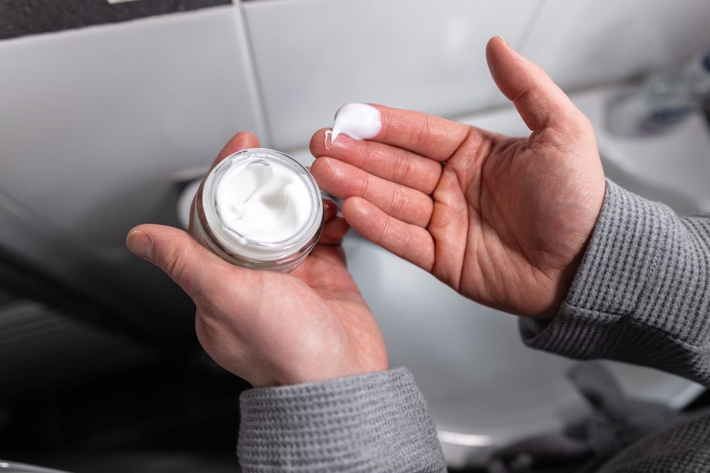 The low humidity in the cabin is what causes extreme dryness