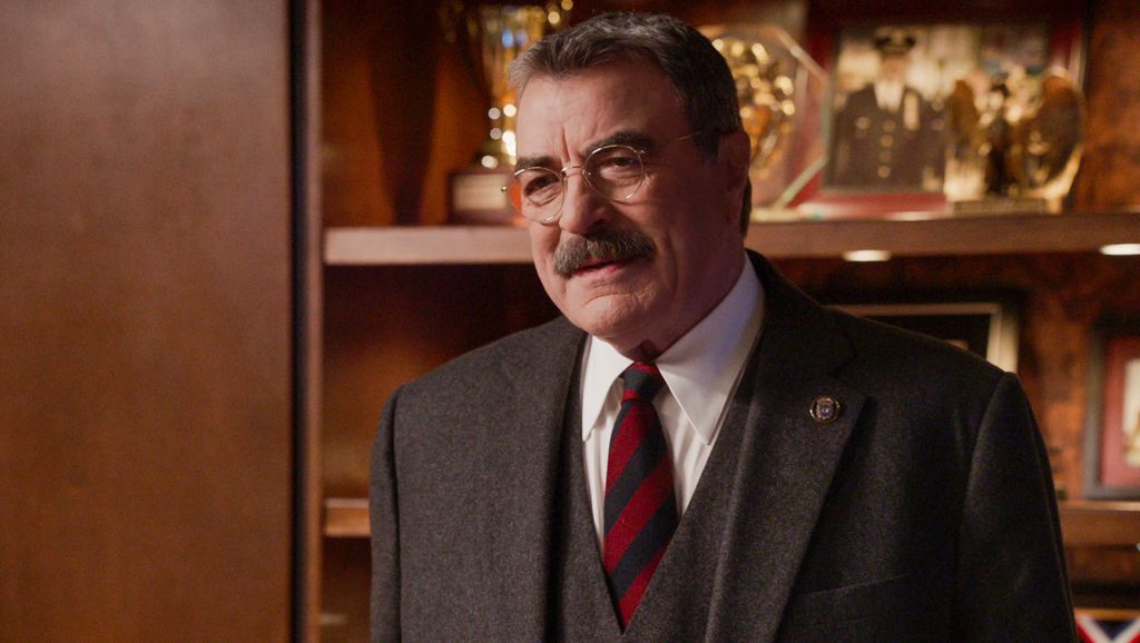 Tom Selleck as Frank Reagan 