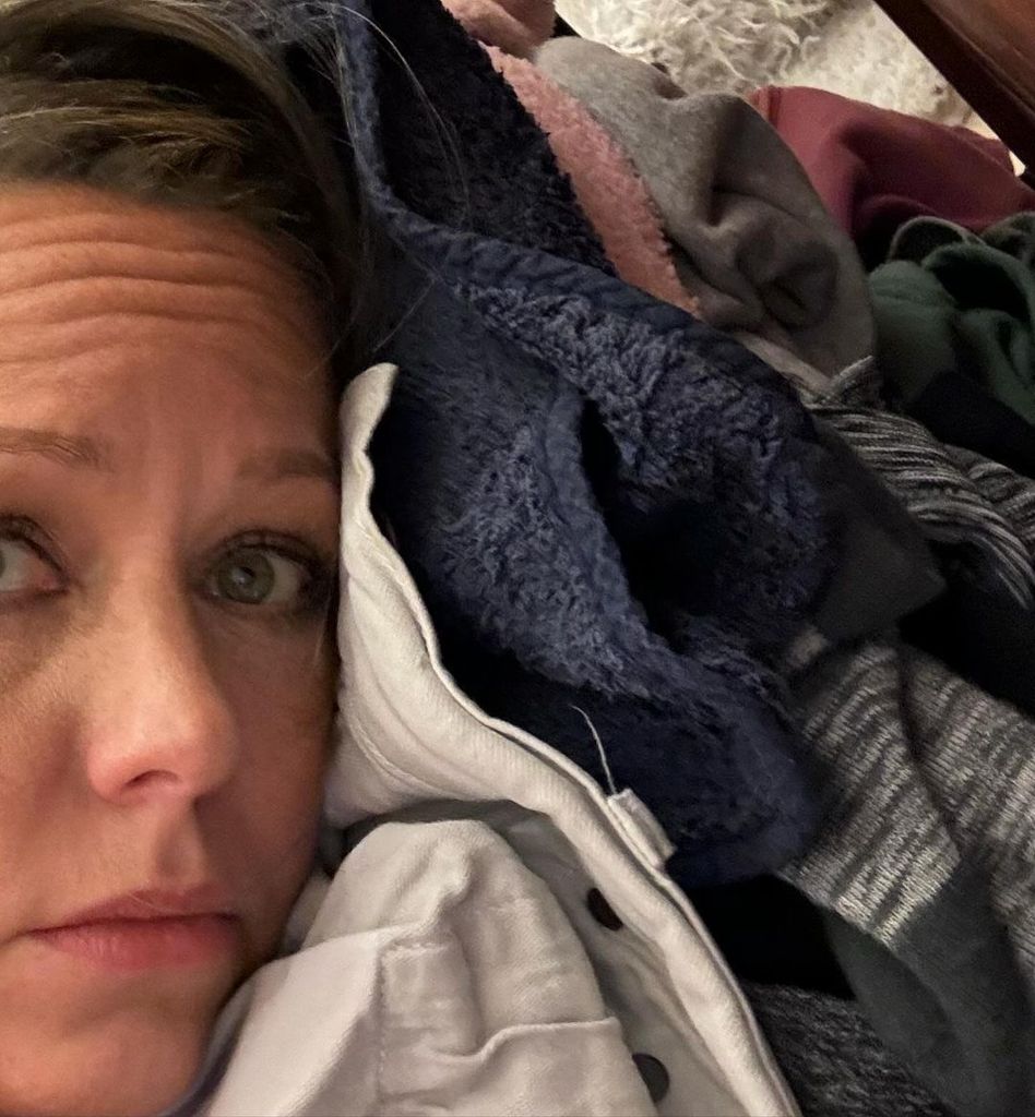 Dylan Dreyer shares a glimpse of life at home with a stomach bug on Instagram