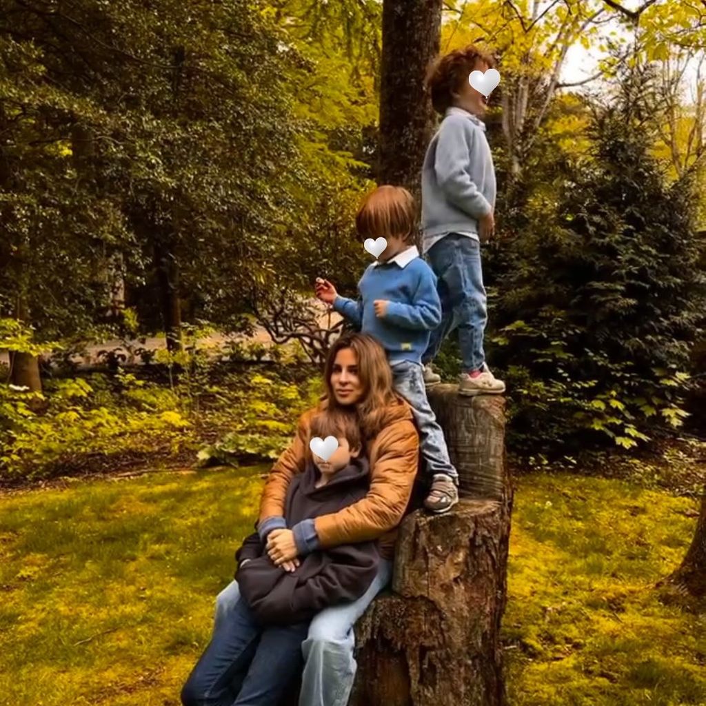 Alejandra with her children