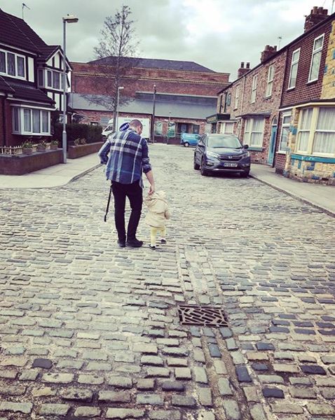 shayne ward daughter willow walking instagram