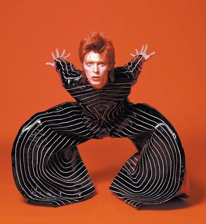 KABUKI stage costume by Kansai Yamamoto for David Bowie (1973) by Masayoshi Sukita