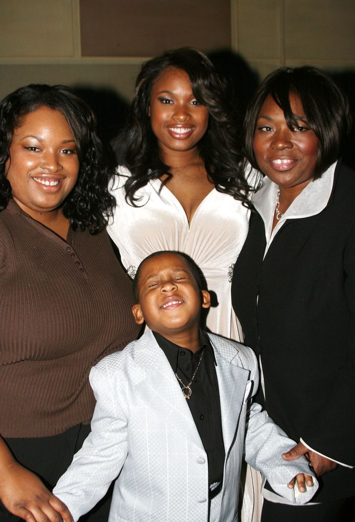 Jennifer Hudson with her sister Julia Hudson, mother Darnell Donerson and nephew Julian King attend the "Dreamgirls" New York Premiere on December 4, 2006 in New York City