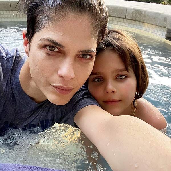 Selma Blair shares rare photo with her son and he is her double! HELLO!