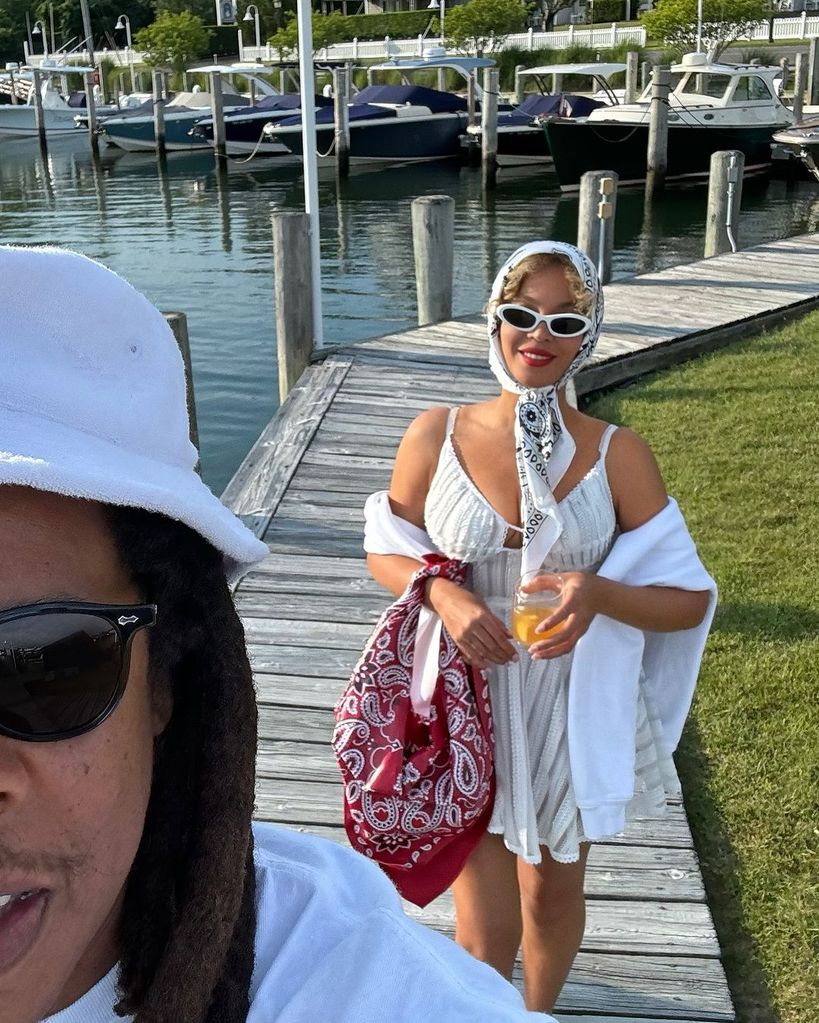 Beyoncé and Jay-Z on vacation