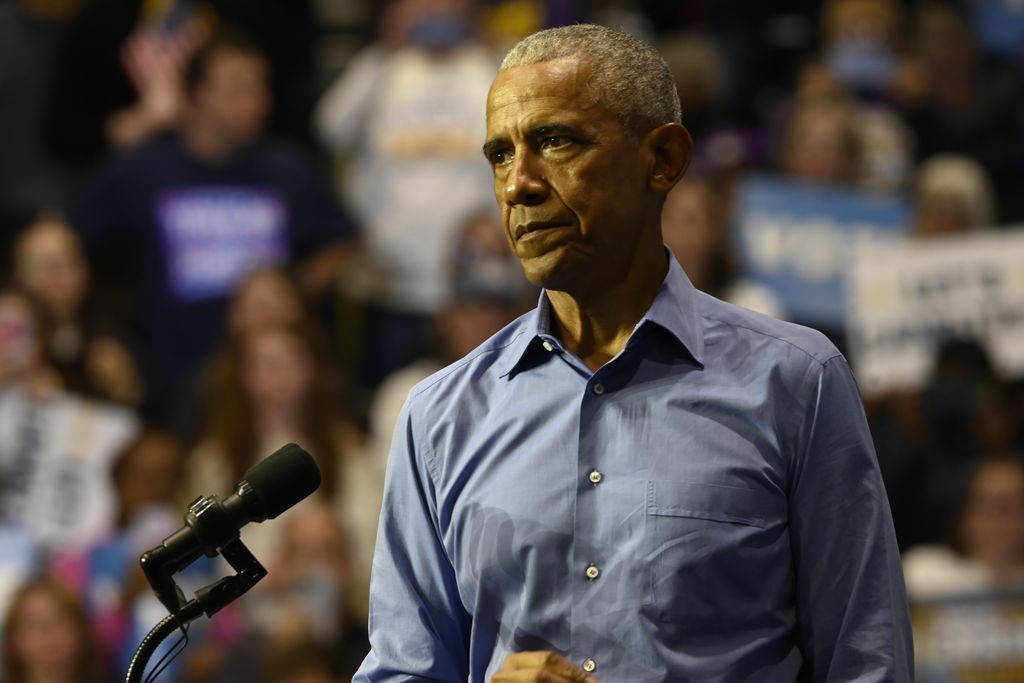 Former President of the United States Barack Obama and New Jersey Democratic gubernatorial candidate for Governor Mikie Sherrill attend 'Get out the vote' rally at the Essex County College gymnasium in Newark, New Jersey, United States on November 1, 2025. (Photo by Kyle Mazza/Anadolu via Getty Images)