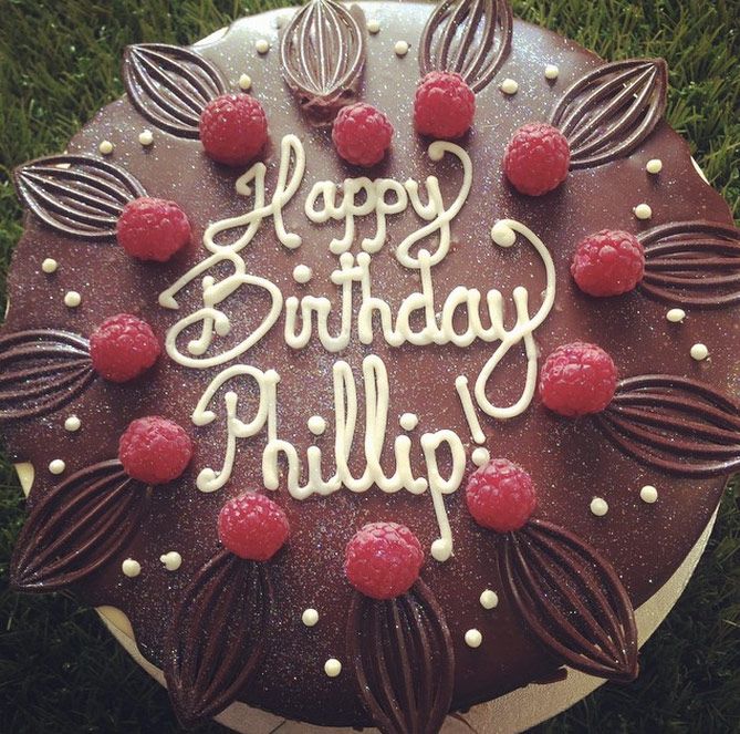 phillip schofield 2015 cake from this morning crew