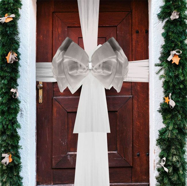 white silver door bow
