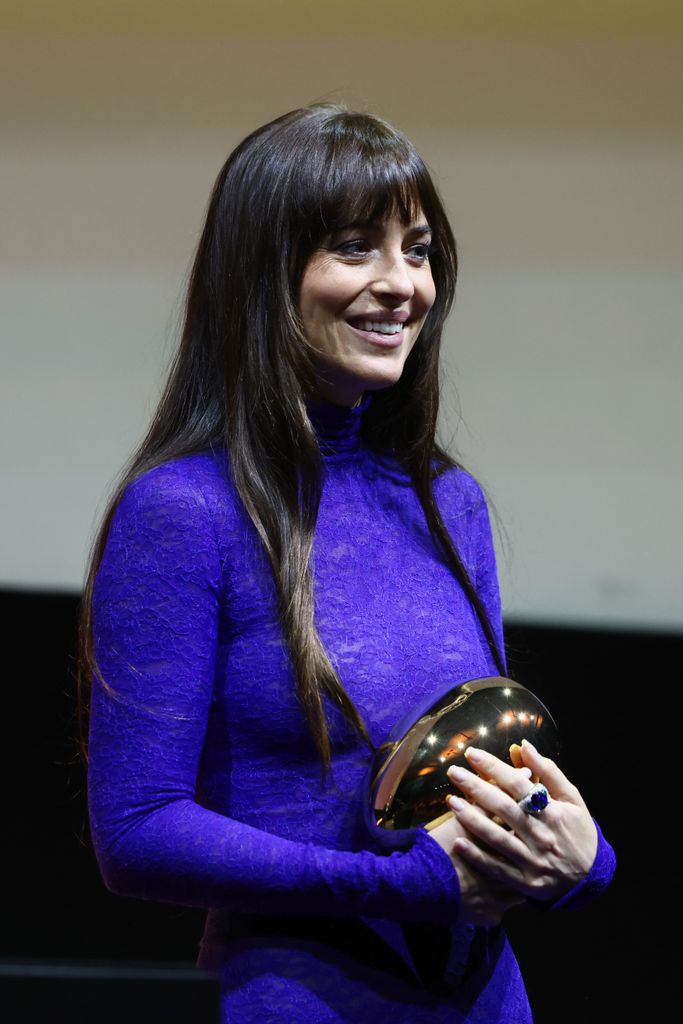 dakota johnson blue dress