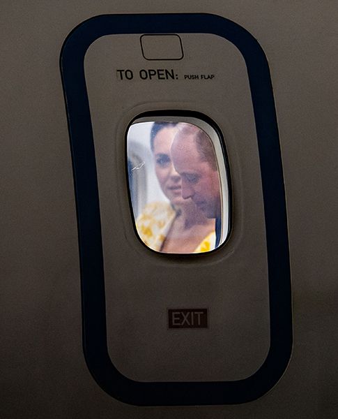 kate middleton on a plane