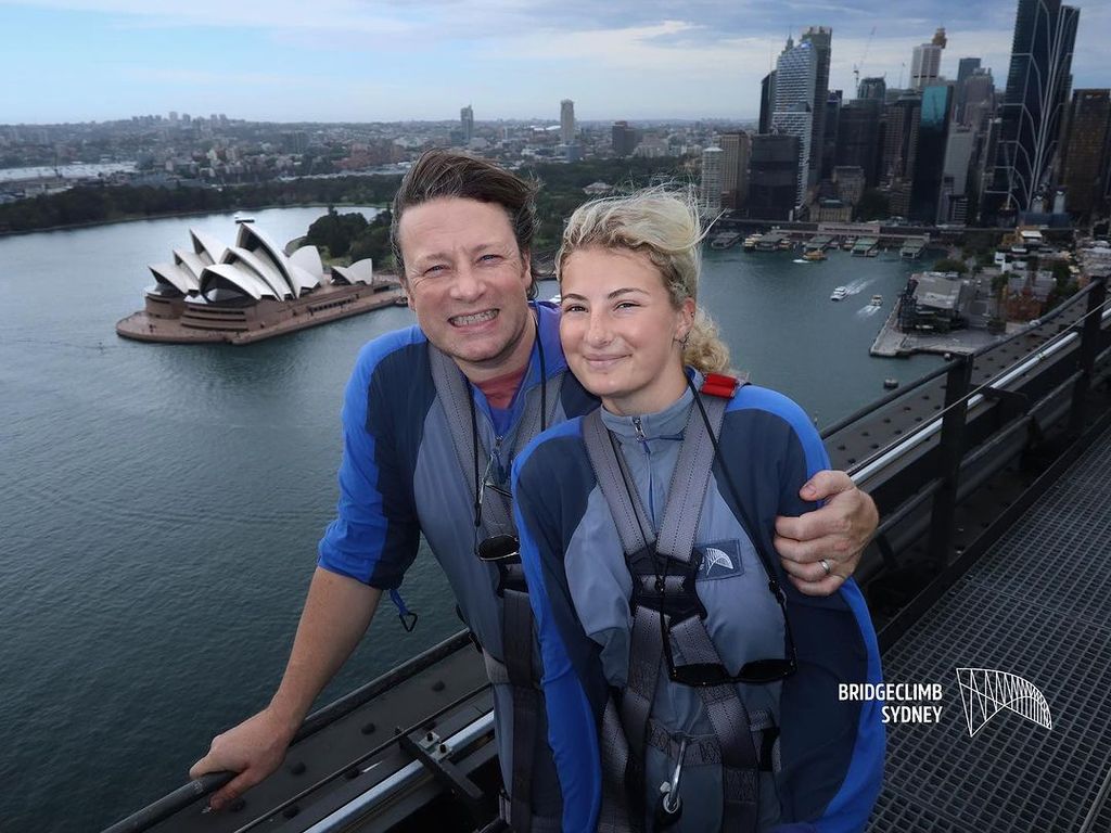 Jamie Oliver and Poppy climbing the Sydney Harbour bridge