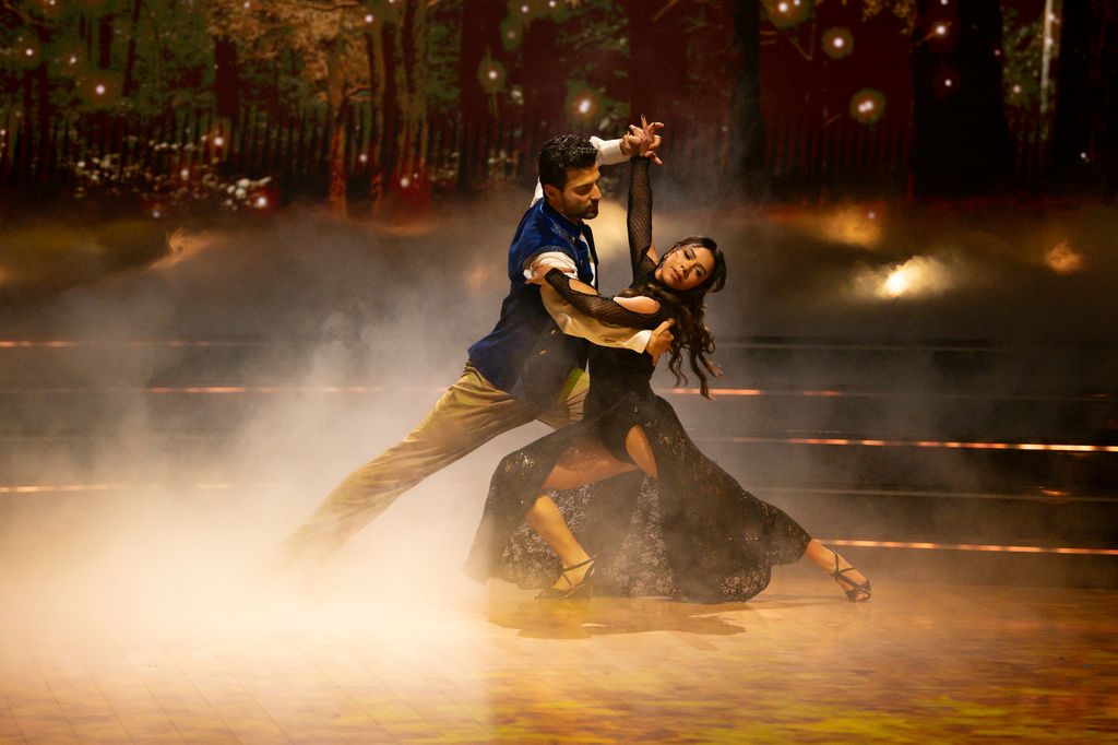 Jen Affleck and Jan Ravnik perform during Wicked Night on DWTS