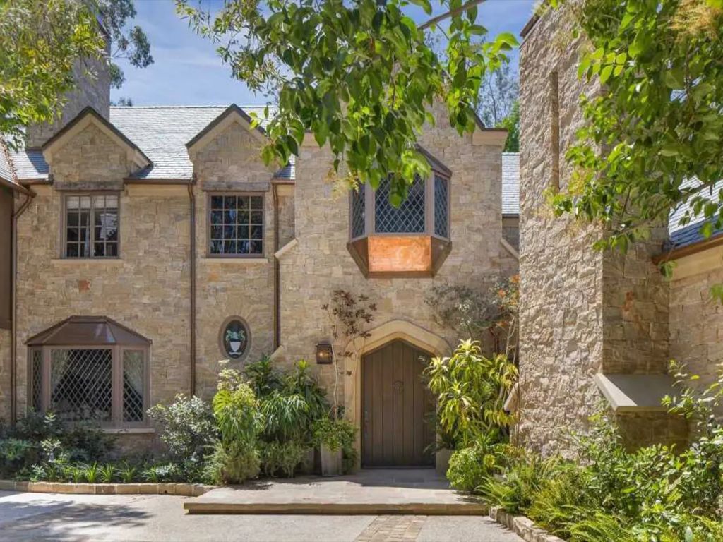 Look at the front of George Clooney's $14.5million home in Studio City