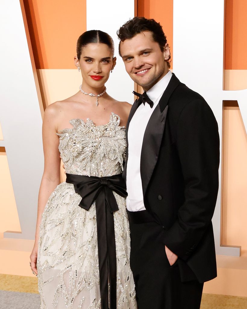 Sara Sampaio and Ray Nicholson attend the 2025 Vanity Fair Oscar Party hosted by Radhika Jones at Wallis Annenberg Center for the Performing Arts on March 02, 2025 in Beverly Hills, California