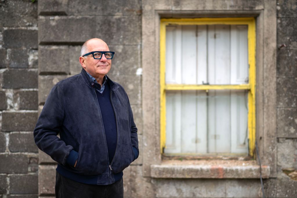 Hugh Wallace in The Great House Revival season 5