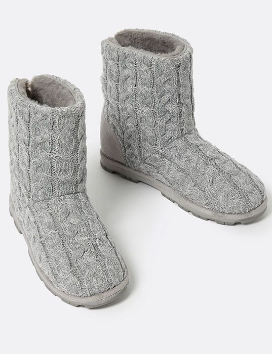 slippers grey
