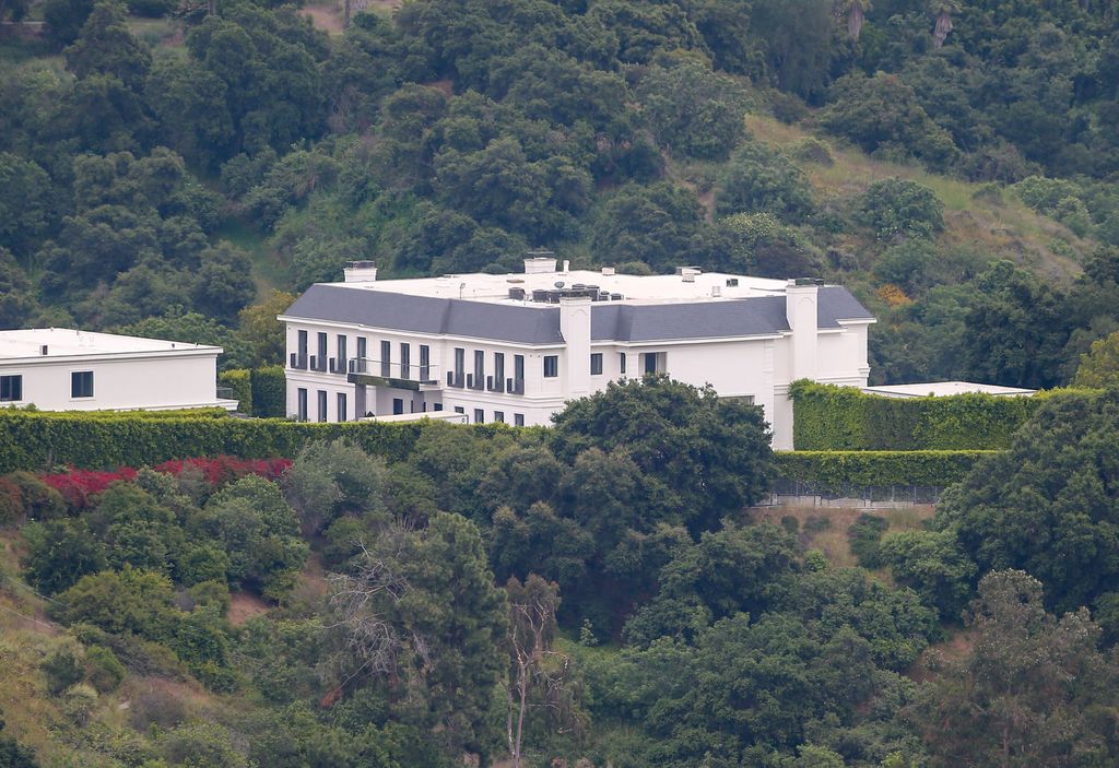 The plush mansion she shares with Ben Affleck