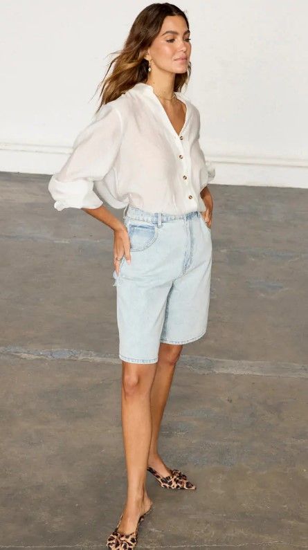 'Denim Scallop Pocket Long Shorts', £ 89, tidak pernah berpakaian lengkap