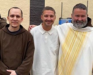 Shia with the friars