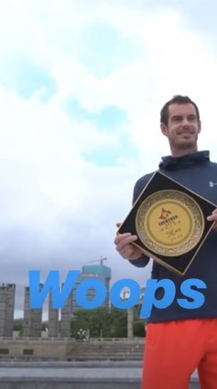 Andy Murray drops prize