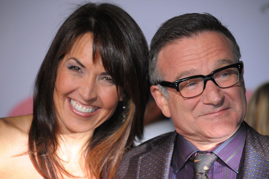 Susan Schneider and Robin Williams at Disney premiere of Old Dogs