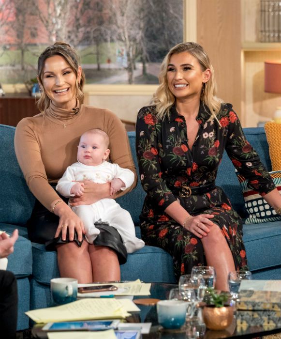 sam faiers baby rosie this morning