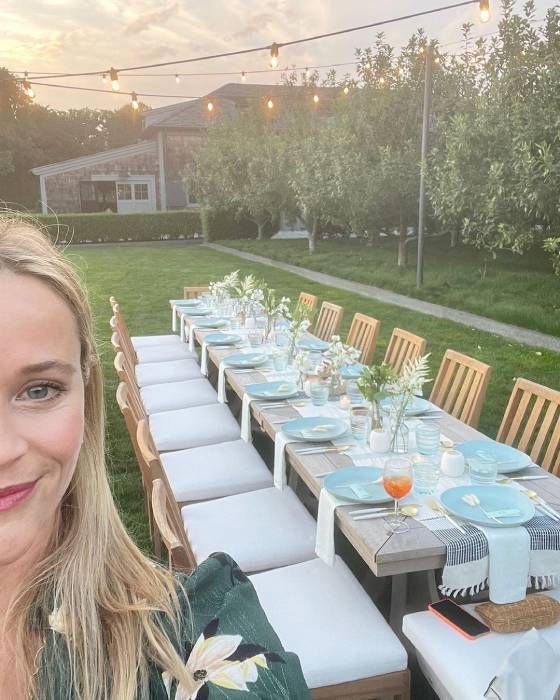 reese witherspoon garden